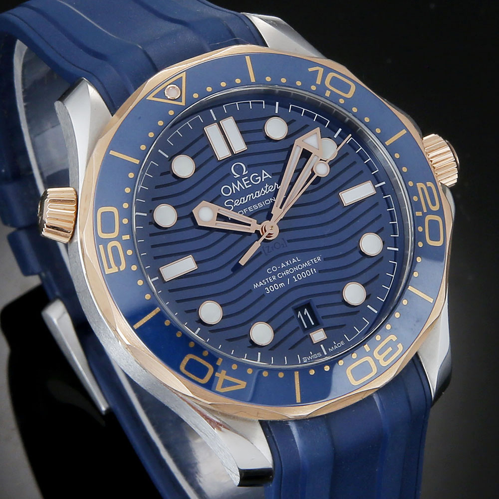 오메가 씨마스터 다이버300 콤비 상세 이미지