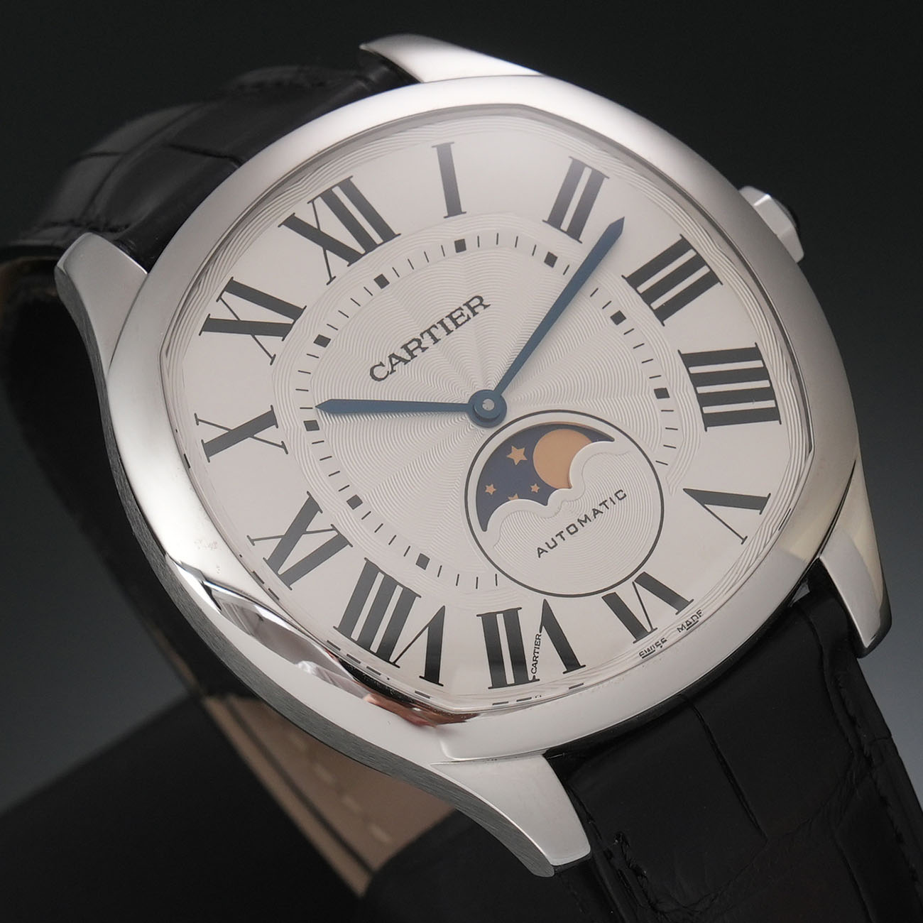 까르띠에 드라이브 라지 문페이즈 상세 이미지