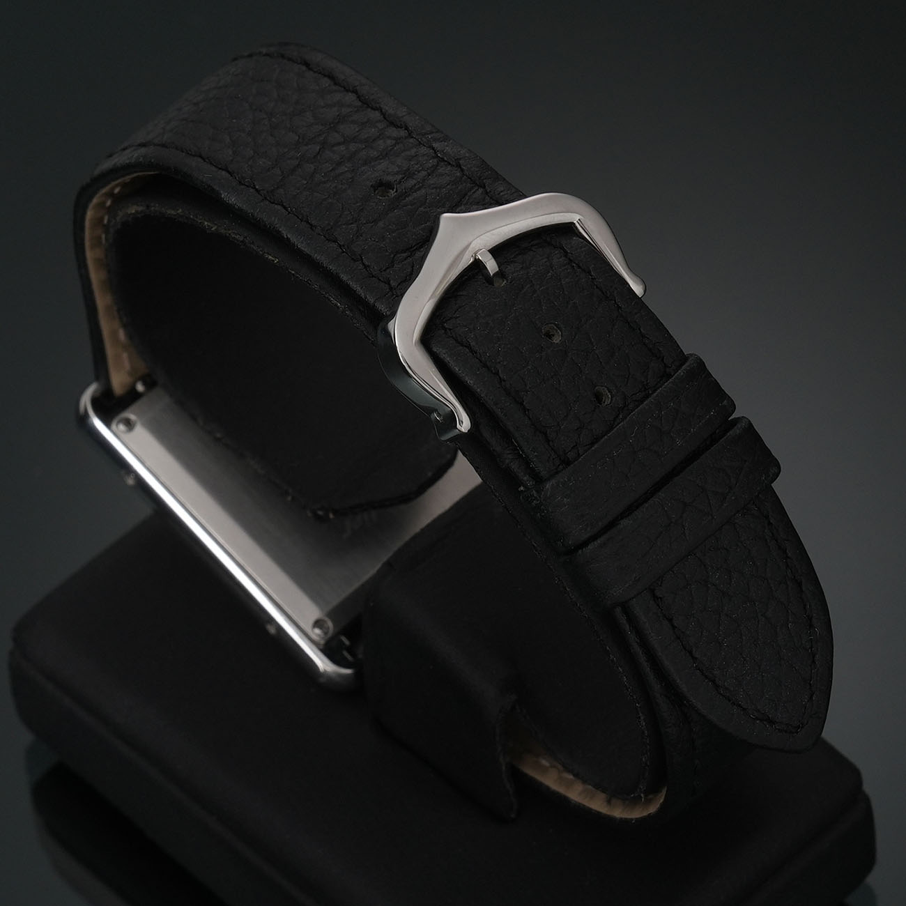 까르띠에 탱크 머스트 라지 워치