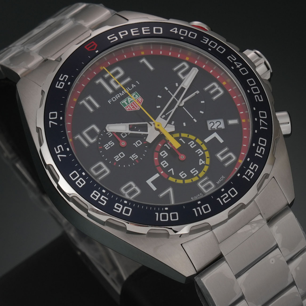 태그호이어 포뮬러 1 크로노 X 레드불레이싱 상세 이미지