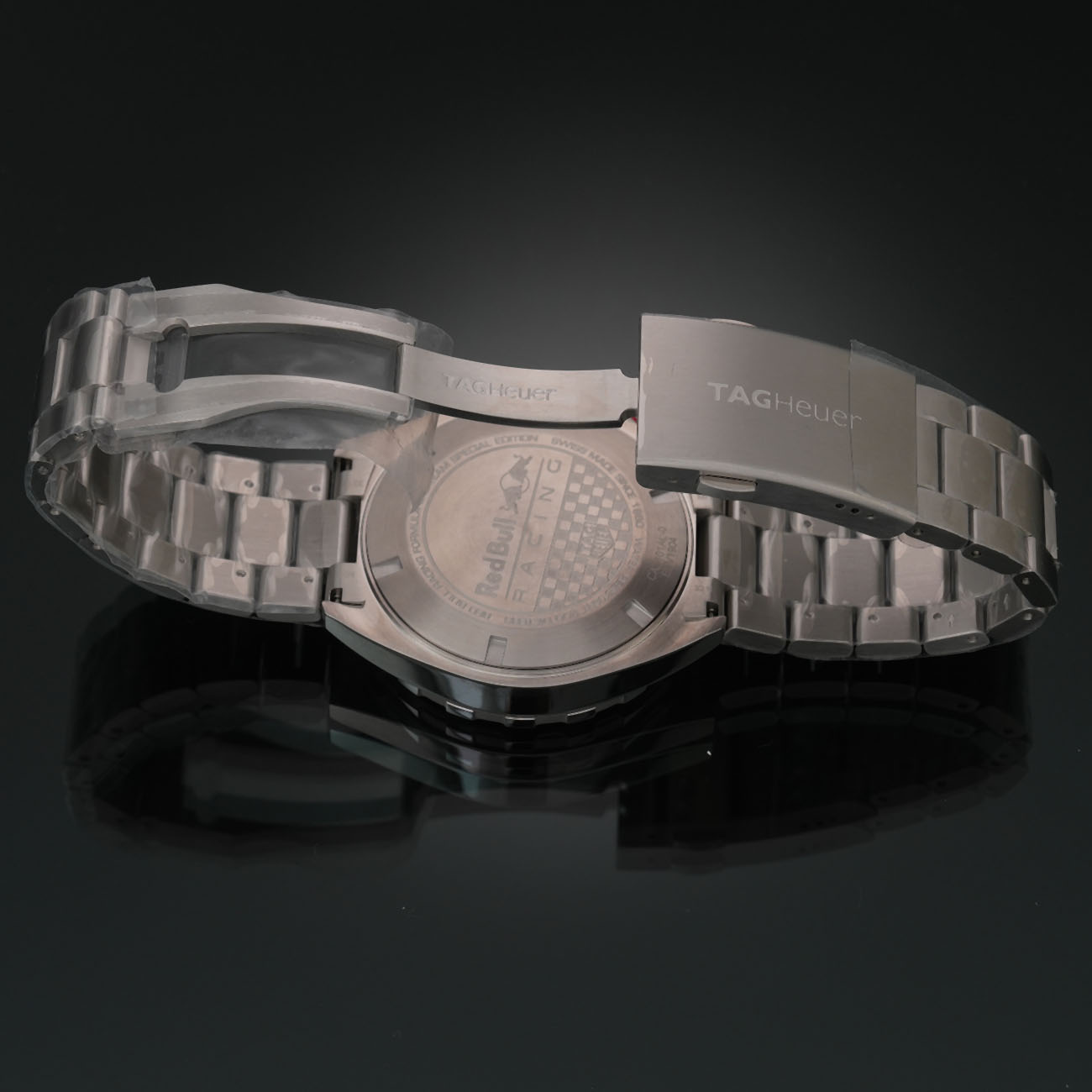 태그호이어 포뮬러 1 크로노 X 레드불레이싱 상세 이미지