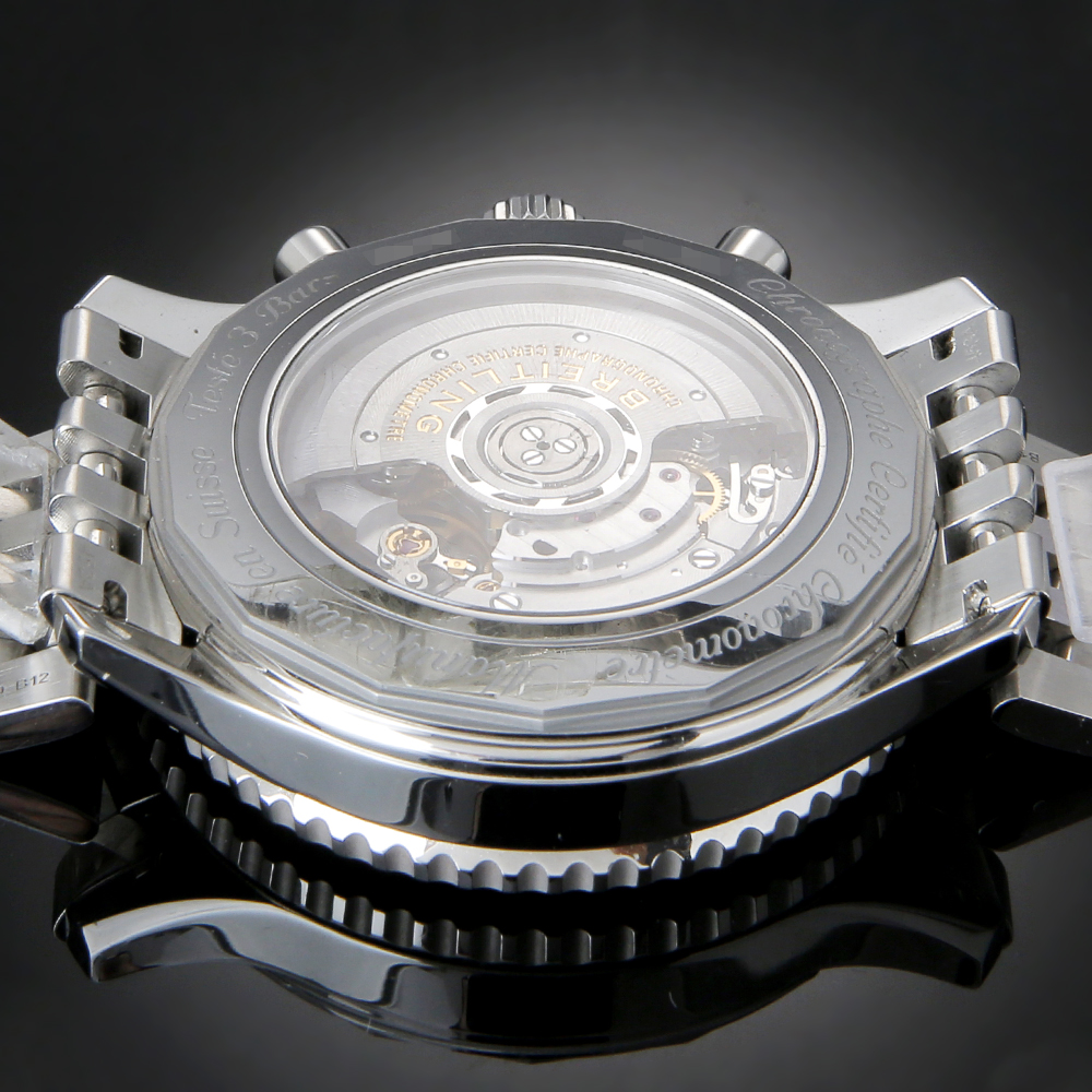 브라이틀링 네비타이머 상세 이미지