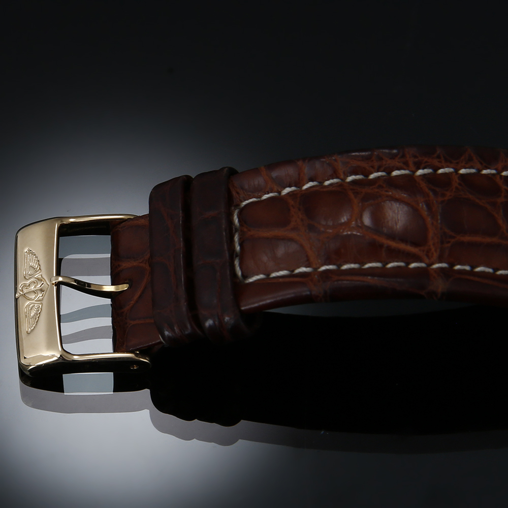 브라이틀링 네비타이머 상세 이미지