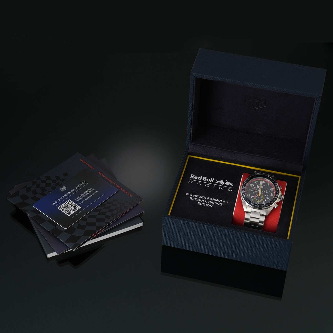 태그호이어 포뮬러 1 크로노 X 레드불레이싱